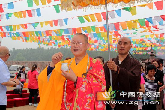 「佛教」河北辛集抬头禅寺千手千眼观音菩萨开光祈福盛会隆重举行 「佛教」河北辛集抬头禅寺千手千眼观音菩萨开光祈福盛会隆重举行