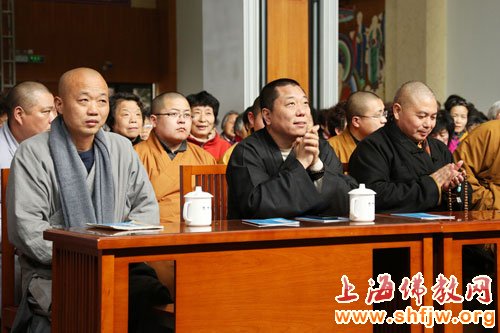 「佛教」上海市嘉定区佛教协会在万佛寺举行讲经法会