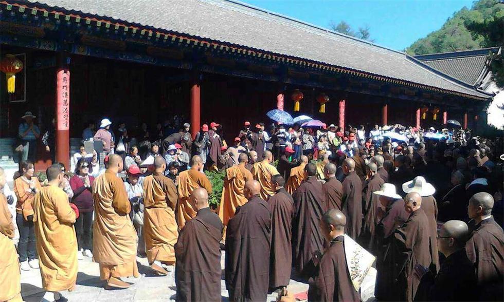 「佛教」梦参长老百岁寿诞  山西五台山大显通寺普佛供五千僧祈福