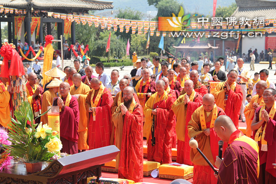 「泾川」甘肃泾川大云寺佛祖舍利安奉仪式暨祈福法会隆重举行