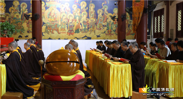 「普贤行愿品」广东深圳弘法寺纪念本焕长老涅槃四周年诵经法会 「普贤行愿品」广东深圳弘法寺纪念本焕长老涅槃四周年诵经法会
