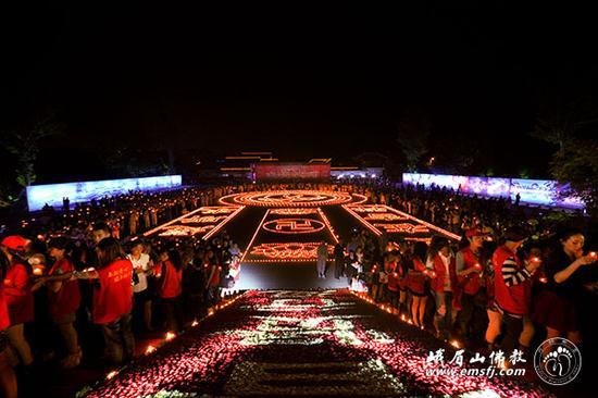 「佛教」四川大佛禅院举行“万盏明灯供普贤”祈福供灯法会