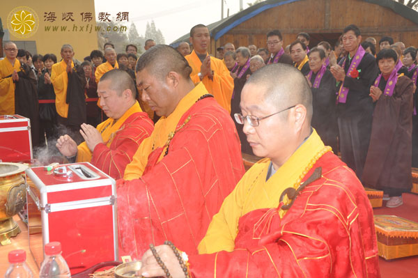 「观音」江苏无锡锡山云庆寺隆重举行露天观音石像开光法会