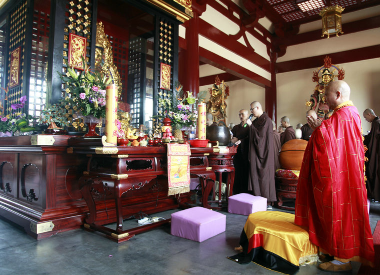 「东林寺」江西东林寺净土苑隆重举行三大殿洒净开通法会