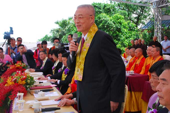 「观音」浙江普陀山「毗卢观音」奉安圣典在灵鹫山举行