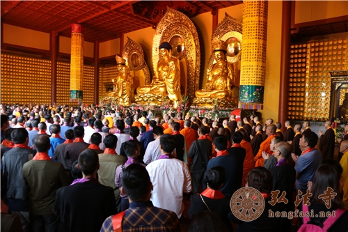 「佛教」广东佛山三水本焕寺大雄宝殿落成暨佛像开光祈福法会举行