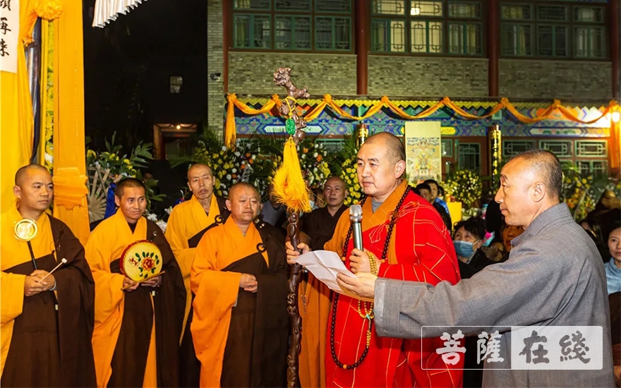 「佛教」五台山佛母洞举行悲月法师追思暨起龛安葬法会