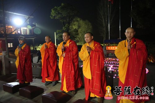 「法华寺」湖南湘阴县佛协丁酉元宵节供灯放生祈福活动于法华寺举行