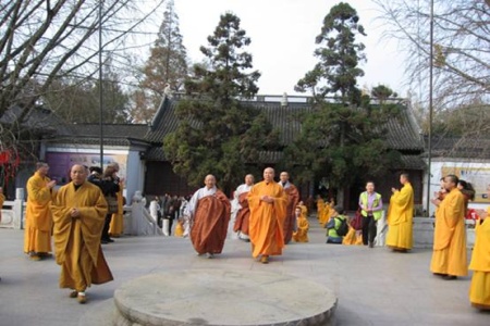 「佛教」韩国佛教曹溪宗代表团一行参访江苏南京栖霞古寺