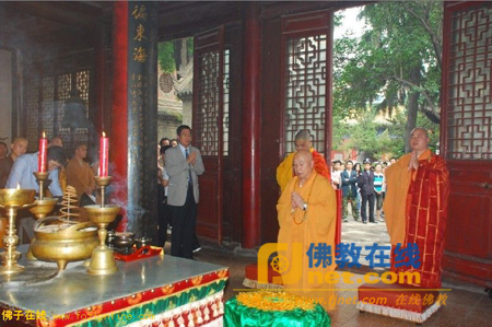 「佛教」中国佛教协会会长传印长老视察陕西西安大兴善寺