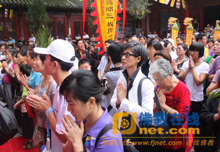 「佛像开光」少林问禅之机锋辨禅开幕式暨药王城佛像开光法会举行