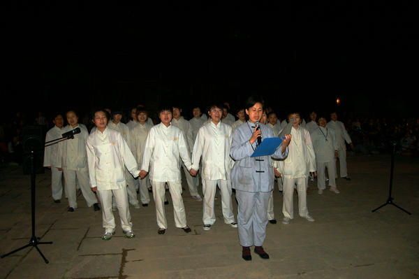 「大安法师」佛七夜话 欢乐吉祥——2010年五一精进佛七夜话纪实