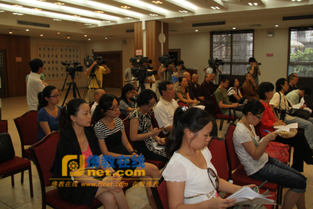 「佛教」广州光孝寺举行2010年广东禅宗六祖文化节新闻发布会