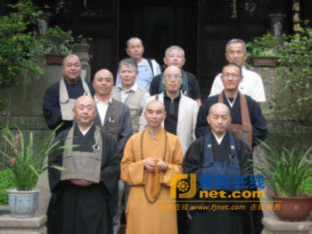 「佛教」日本法友会参拜团一行10余人参访浙江宁波天童禅寺