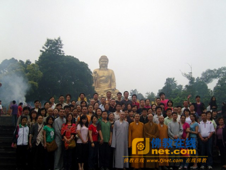 「佛教」重庆华岩寺佛教知识学习班第一届开学典礼举行