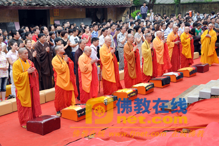 「浙江慈溪」奠基—浙江慈溪伏龙寺举行药师殿上梁法会暨祖师殿奠基仪式