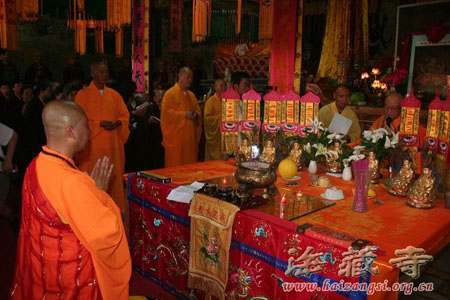 「孔雀明王」甘肃武威海藏寺隆重举行佛母大孔雀明王法传法大典