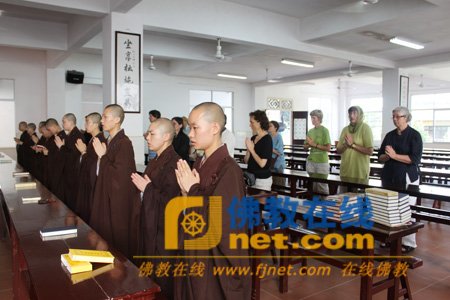 「崇福」德国、奥地利、瑞士三国参访团一行参访福建福州崇福寺