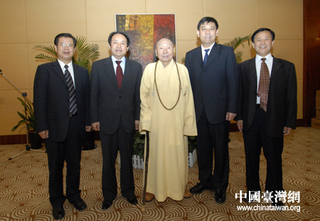 「台海时事」陕西省台办主任闫超英会见惟觉长老一行