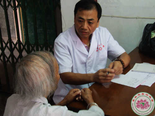 「抚州」抚州救灾的医疗小队 「抚州」抚州救灾的医疗小队