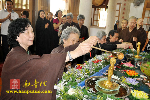 「佛教」浴佛浴心 净法身——厦门万石莲寺隆重举行浴佛法会 「佛教」浴佛浴心 净法身——厦门万石莲寺隆重举行浴佛法会