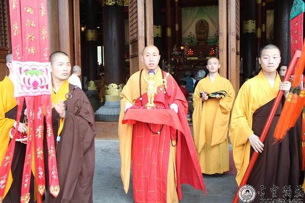 「佛教」雪窦山资圣禅寺举行迎佛诞浴佛、瞻仰佛舍利法会