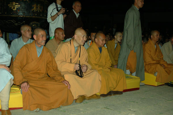 「大安法师」佛七夜话 欢乐吉祥——2010年五一精进佛七夜话纪实