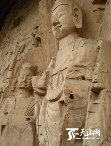 「佛教文化」全国知名网络媒体看郑州：感受石窟寺佛教文化
