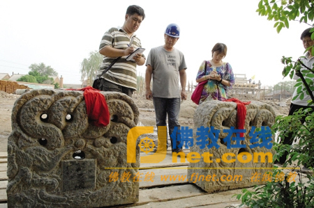 「文物」辽宁鞍山镇宁寺将修葺完成 修复现场现多块文物