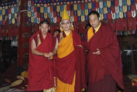 「班禅喇嘛」十一世班禅在青海塔尔寺举行法会 祈愿国泰民安