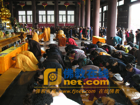 「佛教」辽宁大连正觉讲寺举行“三千佛忏法会