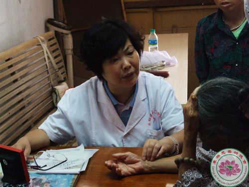 「抚州」抚州救灾的医疗小队 「抚州」抚州救灾的医疗小队