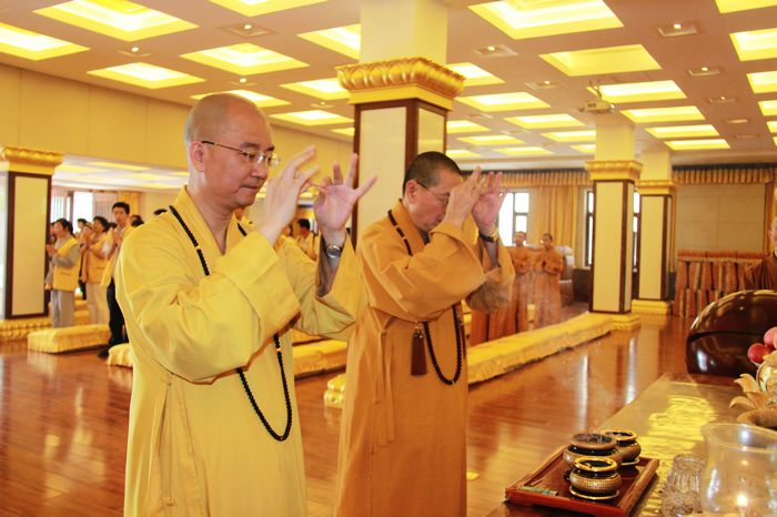 「龙泉寺」台湾净耀法师一行参访北京龙泉寺