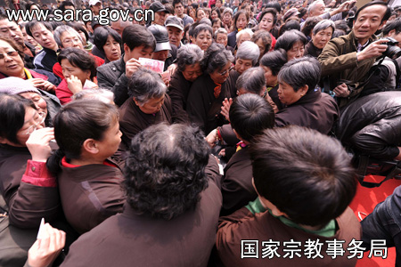 「玉树」中国宗教界为青海玉树灾区捐款捐物已近亿元