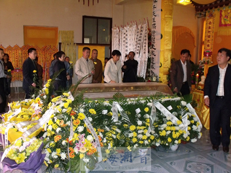 「佛教」辽宁大连清泉寺住持修真长老尼追思法会举行