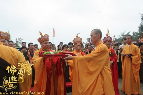 「水陆法会」厦门太平岩寺水陆法会功德圆满举行隆重的送圣仪式 「水陆法会」厦门太平岩寺水陆法会功德圆满举行隆重的送圣仪式
