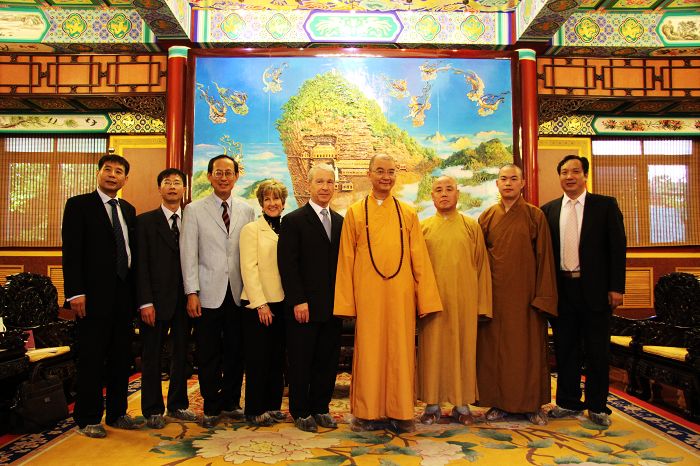 「佛教」2010年5月19日美国亨特牧师一行前来拜访中国佛教协会