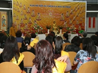「佛教」越南信众在德国Dresden市隆重举办盂兰盆会庆祝活动