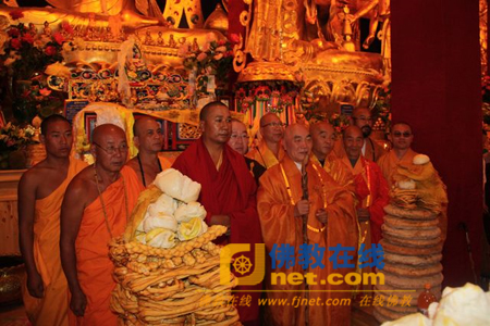 「佛教」青海省陀乐寺隆重举行大雄宝殿落成开光庆典
