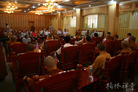 「佛教」江苏苏州市佛教中青年骨干研修班到河北柏林禅寺参访