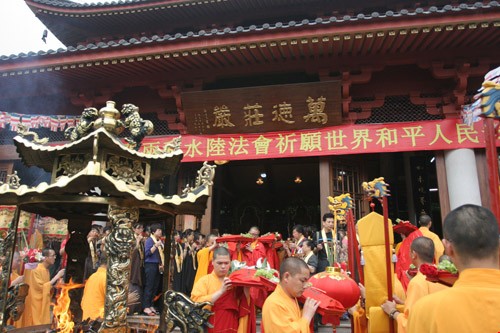 「水陆法会」厦门太平岩寺水陆法会功德圆满举行隆重的送圣仪式 「水陆法会」厦门太平岩寺水陆法会功德圆满举行隆重的送圣仪式