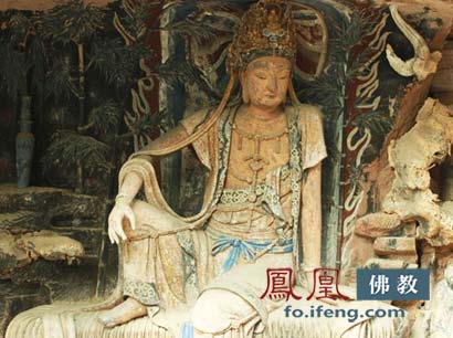 「观音」念观世音名号，恶鬼尚不能以恶眼视之，况复加害？