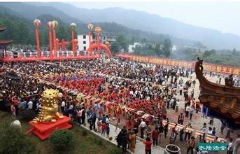 「水陆法会」佛事中水陆法会是做什么的？