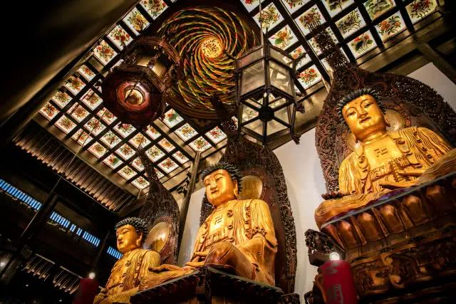 「文化」到寺院拜佛没拜全，佛菩萨会生气吗？