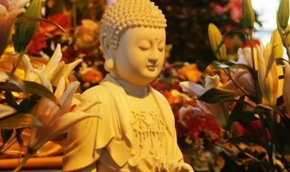 「佛教」犯戒受到天神责罚，多亏念佛得以免难