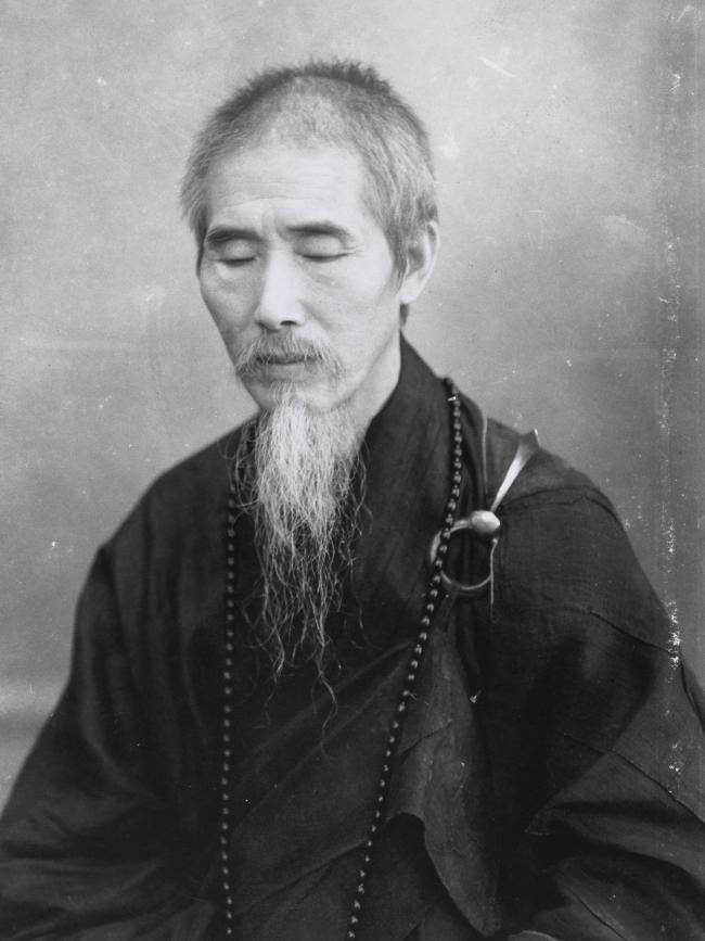 三位高僧节俭惜福