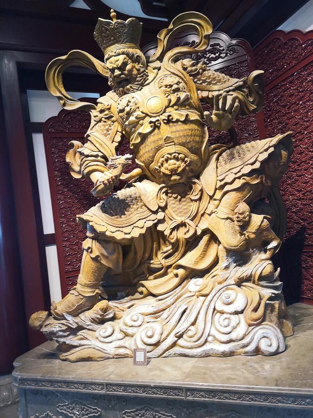 四大金刚是哪四个，四大金刚是什么意思