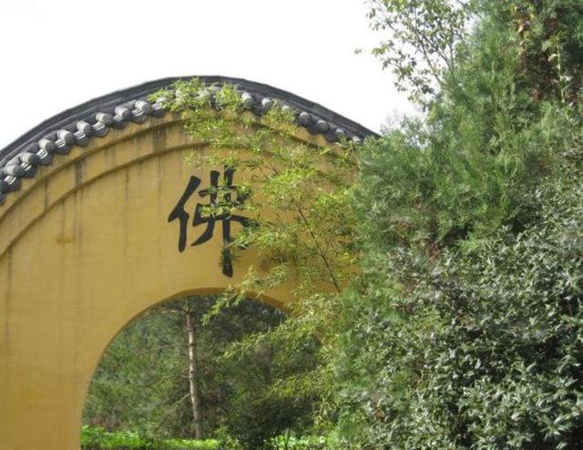 一句禅语道尽人生简短，万法唯心造,诸相由心生